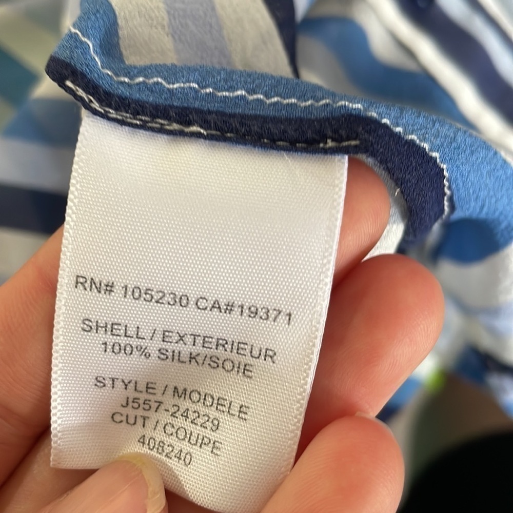 Joie striped blue 100% silk button up summer tank - Picture 7 of 7